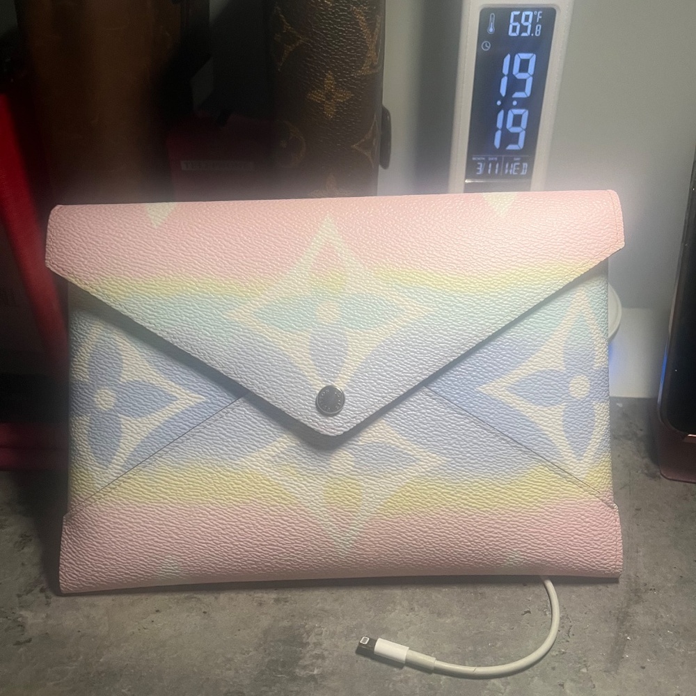 Louis Vuitton Origami  Pouch Set - Picture 2 of 5